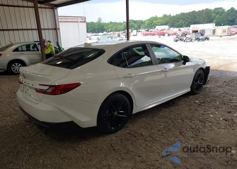 2025 Toyota Camry Se z USA, uszkodzony, nr VIN 4T1DAACK2SU549983